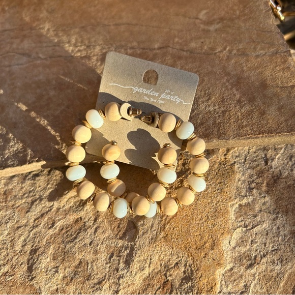 Natural Wood Statement Hoops NWT - Picture 5 of 6